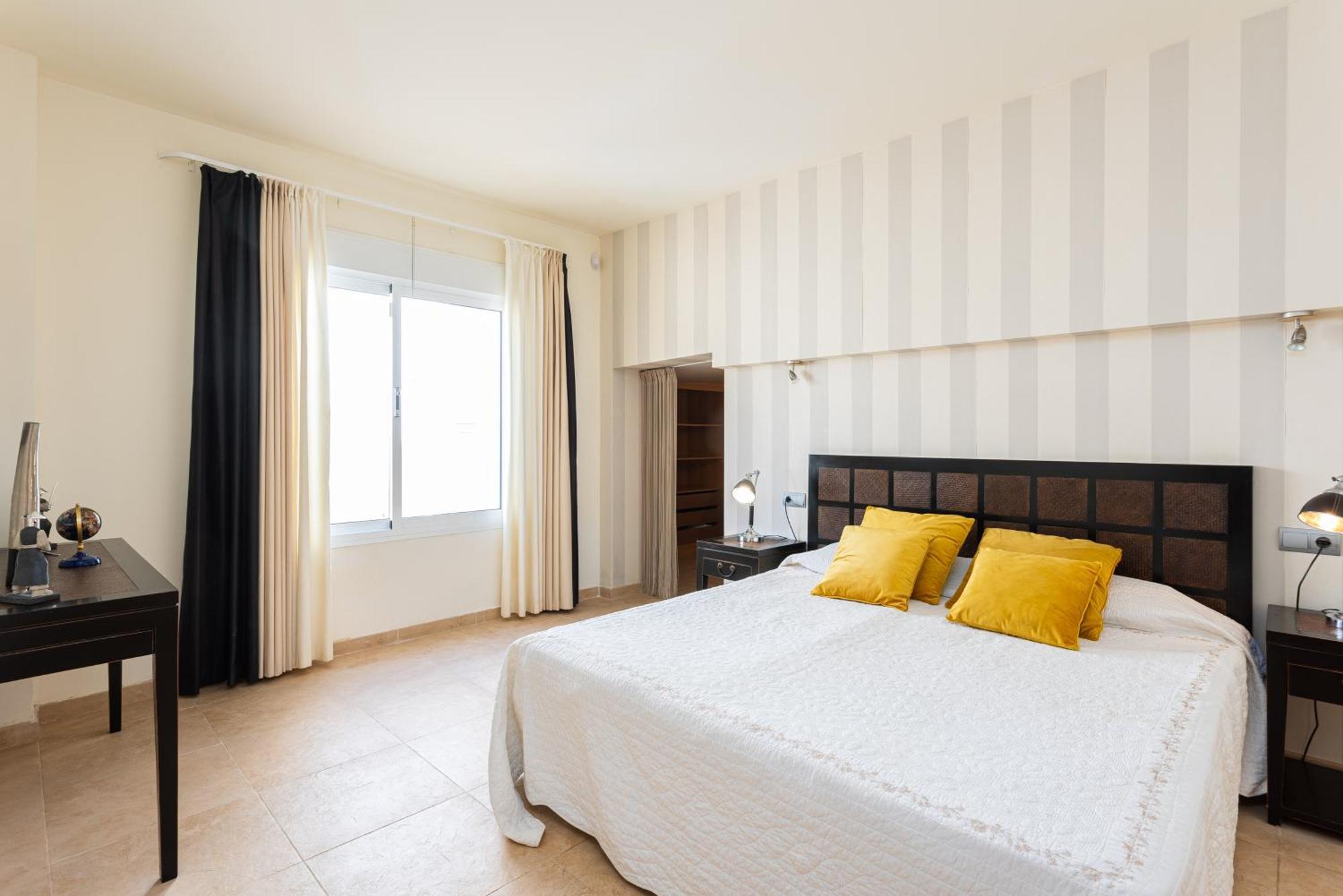 La Vista - Family Friendly Private Pool, Bbq, Sauna Villa Benalmadena