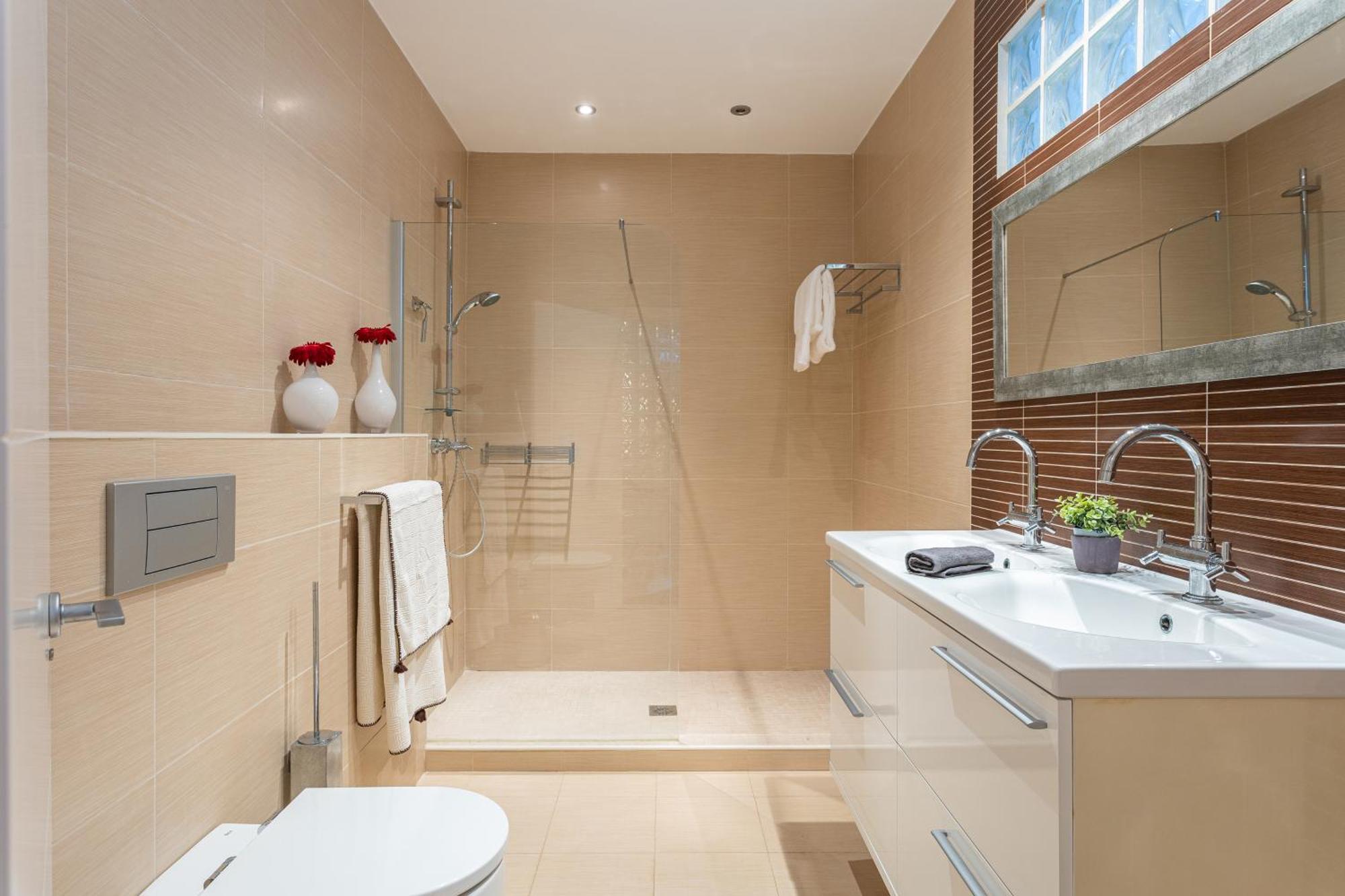 La Vista - Family Friendly Private Pool, Bbq, Sauna Villa Benalmadena