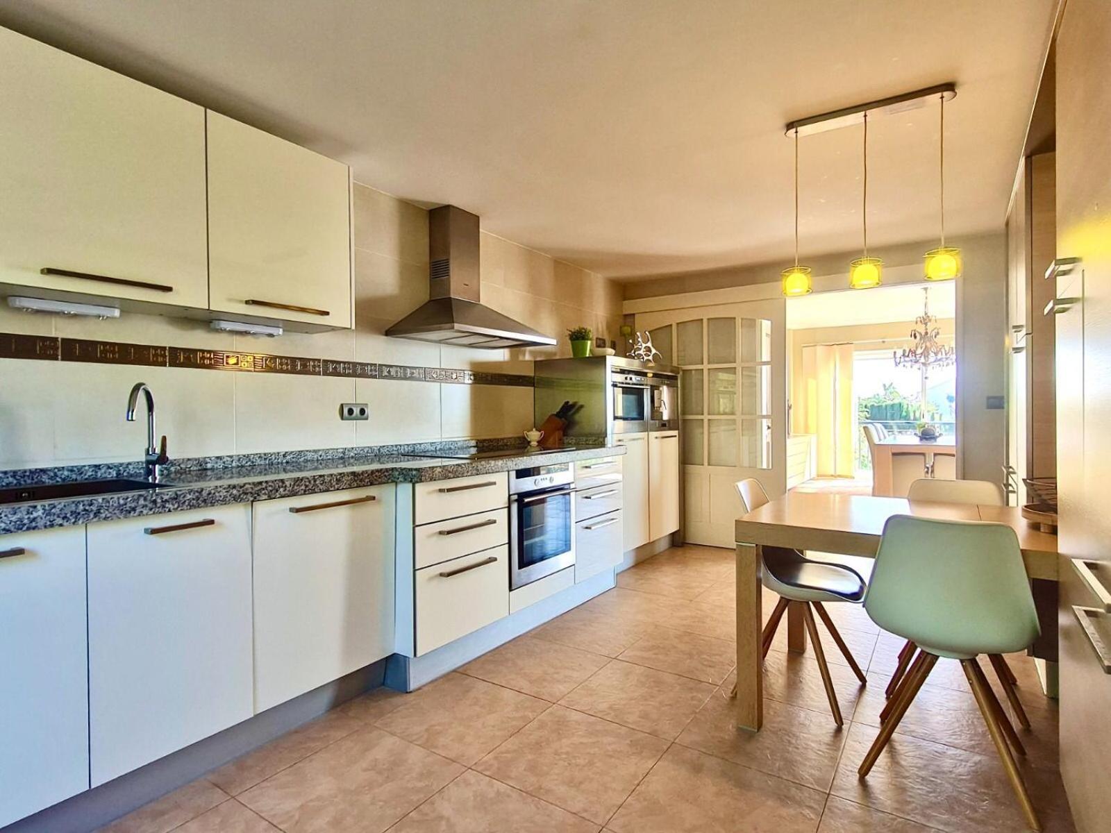 La Vista - Family Friendly Private Pool, Bbq, Sauna * Benalmadena
